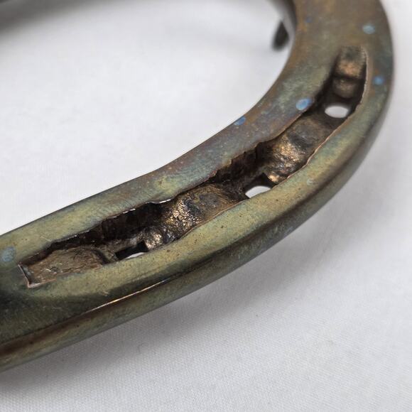 Vintage Horseshoe Belt Buckle Gold Toned Solid Cast Metal Lucky Western Cowboy - Picture 8 of 9